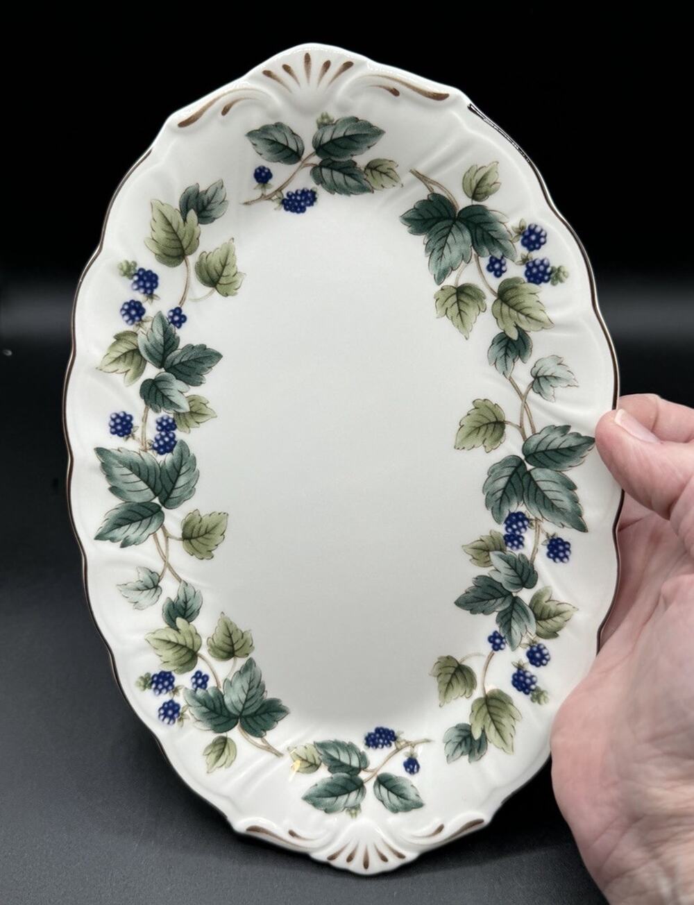 Nikko JAPAN 9” oval platter Under plate WILD BERRY pattern Blackberries -A94